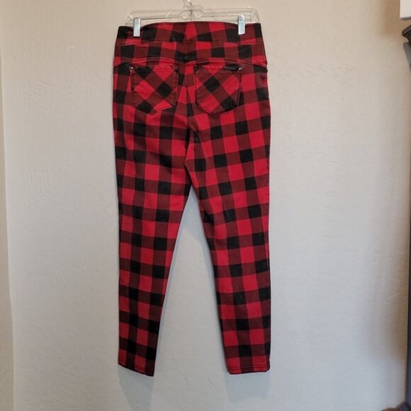 Nygard Plaid Red Stretch Jeggings - Picture 6 of 12